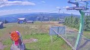 Archiviertes Webcam Bild: Klinovec: Skiareal Neklid am 12.07.2026 um 10:38 Uhr