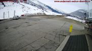 Archiviertes Webcam Bild: Andermatt: Parkplatz Gemsstockbahn am 12.04.2026 um 07:46 Uhr