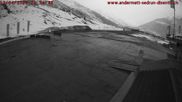 Archiviertes Webcam Bild: Andermatt: Parkplatz Gemsstockbahn am 12.04.2026 um 20:24 Uhr