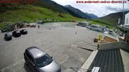 Archiviertes Webcam Bild: Andermatt: Parkplatz Gemsstockbahn am 26.08.2026 um 14:24 Uhr