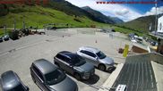 Archiviertes Webcam Bild: Andermatt: Parkplatz Gemsstockbahn am 26.08.2026 um 12:24 Uhr