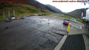 Archiviertes Webcam Bild: Andermatt: Parkplatz Gemsstockbahn am 10.10.2026 um 18:45 Uhr
