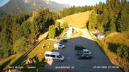Archiviertes Webcam Bild: Hotel Glocknerhof: Jauken, Berg im Drautal und Kinderspielplatz am 29.05.2026 um 20:02 Uhr