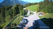 Archiviertes Webcam Bild: Hotel Glocknerhof: Jauken, Berg im Drautal und Kinderspielplatz am 26.08.2026 um 08:05 Uhr