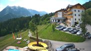 Archiviertes Webcam Bild: Kärnten: Hotel Glocknerhof mit Freibad und Wasserrutsche am 28.05.2026 um 14:44 Uhr