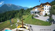 Archiviertes Webcam Bild: Kärnten: Hotel Glocknerhof mit Freibad und Wasserrutsche am 29.05.2026 um 10:02 Uhr