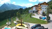 Archiviertes Webcam Bild: Kärnten: Hotel Glocknerhof mit Freibad und Wasserrutsche am 12.07.2026 um 12:37 Uhr