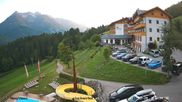 Archiviertes Webcam Bild: Kärnten: Hotel Glocknerhof mit Freibad und Wasserrutsche am 12.07.2026 um 20:31 Uhr