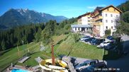 Archiviertes Webcam Bild: Kärnten: Hotel Glocknerhof mit Freibad und Wasserrutsche am 26.08.2026 um 08:05 Uhr