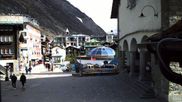 Archiviertes Webcam Bild: Zermatt Kirchplatz am 10.04.2026 um 10:36 Uhr