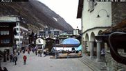Archiviertes Webcam Bild: Zermatt Kirchplatz am 13.04.2026 um 16:57 Uhr