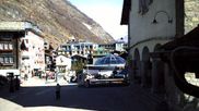 Archiviertes Webcam Bild: Zermatt Kirchplatz am 13.03.2026 um 10:44 Uhr