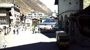 Archiviertes Webcam Bild: Zermatt Kirchplatz am 13.03.2026 um 12:44 Uhr