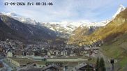 Archiviertes Webcam Bild: Zermatt: Blick über das Dorf von Spiss am 17.04.2026 um 08:01 Uhr