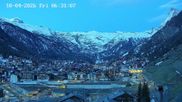 Archiviertes Webcam Bild: Zermatt: Blick über das Dorf von Spiss am 10.04.2026 um 06:55 Uhr