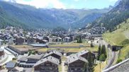 Archiviertes Webcam Bild: Zermatt: Blick über das Dorf von Spiss am 12.07.2026 um 14:39 Uhr