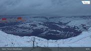 Archived webcam image showing Parsenn: Weissfluhjoch on 25 Oct 2026 at 07:30