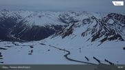 Archived webcam image showing Davos Klosters, Parsenn on 19 Apr 2026 at 06:49