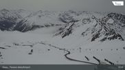 Archiviertes Webcam Bild: Davos: Parsenn Weissfluhjoch (Blick Dorftäli) am 12.04.2026 um 10:10 Uhr