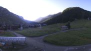 Archiviertes Webcam Bild: Val d'Isère: Übungspisten im Tal am 12.07.2026 um 07:48 Uhr