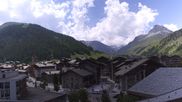 Archiviertes Webcam Bild: Val d'Isère Dorf am 28.06.2026 um 12:57 Uhr