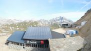 Archived webcam image showing Rocher de Bellevarde in Val d'Isère on 14 Jun 2026 at 08:05