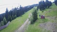 Archiviertes Webcam Bild: Klinovec: Sessellift Suzuki am 16.06.2026 um 12:28 Uhr