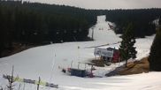 Archiviertes Webcam Bild: Skischulgelände in Klinovec am 11.03.2026 um 08:53 Uhr