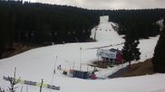 Archiviertes Webcam Bild: Skischulgelände in Klinovec am 11.03.2026 um 14:53 Uhr