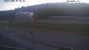 Archiviertes Webcam Bild: Biathlon Arena Nové Město - Blick zum Schießstand am 28.05.2026 um 04:14 Uhr