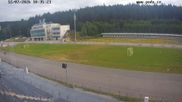 Archiviertes Webcam Bild: Biathlon Arena Nové Město - Blick zum Schießstand am 12.07.2026 um 10:24 Uhr