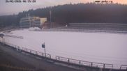 Archiviertes Webcam Bild: Biathlon Arena Nové Město - Blick zum Schießstand am 26.02.2026 um 06:19 Uhr