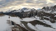 Archived webcam image showing Courchevel - Le Signal on 7 May 2026 at 07:18