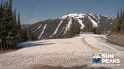 Archiviertes Webcam Bild: Sun Peaks: Sundance Sesselbahn Bergstation am 26.04.2026 um 20:29 Uhr