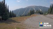 Archiviertes Webcam Bild: Sun Peaks: Sundance Sesselbahn Bergstation am 26.08.2026 um 22:09 Uhr