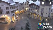 Archiviertes Webcam Bild: Village Sun Peaks am 10.10.2026 um 16:53 Uhr