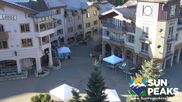 Archiviertes Webcam Bild: Village Sun Peaks am 11.10.2026 um 18:58 Uhr