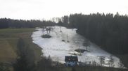 Archiviertes Webcam Bild: Skilift Lössnitz: Blick auf den Skihang am 26 Feb 2026 um 12:41 Uhr