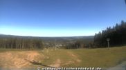 Archiviertes Webcam Bild: Schmiedefeld am Rennsteig: Blick auf die Piste am 28.05.2026 um 16:29 Uhr