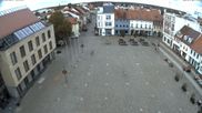 Archiviertes Webcam Bild: Marktplatz Senftenberg am 10.10.2026 um 14:15 Uhr