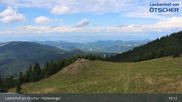 Archiviertes Webcam Bild: Blick vom Hüttenkogel in Lackenhof Ötscher, Niederösterreich am 26.08.2026 um 15:18 Uhr