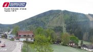 Archiviertes Webcam Bild: Harrachov: Skischanzen Čerťák am 18.05.2026 um 07:52 Uhr
