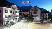 Archiviertes Webcam Bild: Kirchenplatz Marling am 24.06.2026 um 04:07 Uhr
