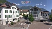 Archiviertes Webcam Bild: Kirchenplatz Marling am 12.07.2026 um 10:08 Uhr