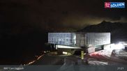 Archiviertes Webcam Bild: Sölden: Bergstation Giggijochbahn am 12.04.2026 um 21:10 Uhr