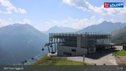 Archiviertes Webcam Bild: Sölden: Bergstation Giggijochbahn am 05.08.2026 um 11:15 Uhr