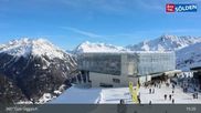 Archived webcam image showing Top of the Giggijoch Cable Car on 26 Feb 2026 at 15:17