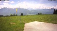 Archived webcam image showing Pub Zillreith on 8 May 2026 at 12:30