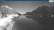 Archived webcam image showing Pertisau at Achensee - footbridge on 5 Apr 2026 at 00:23