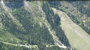 Archived webcam image showing Creux noir et Crocus, Mont Bochor on 21 May 2026 at 12:16